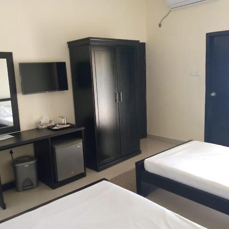 Maui Resort Cox's Bazar Exterior foto